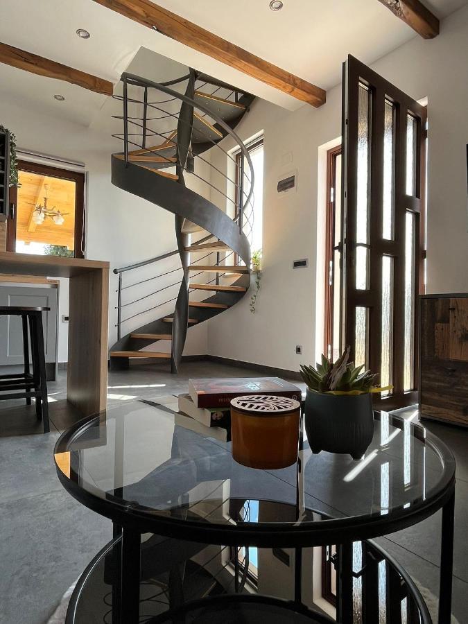Apartman Sara S Pogledom Na More Lovran Zewnętrze zdjęcie