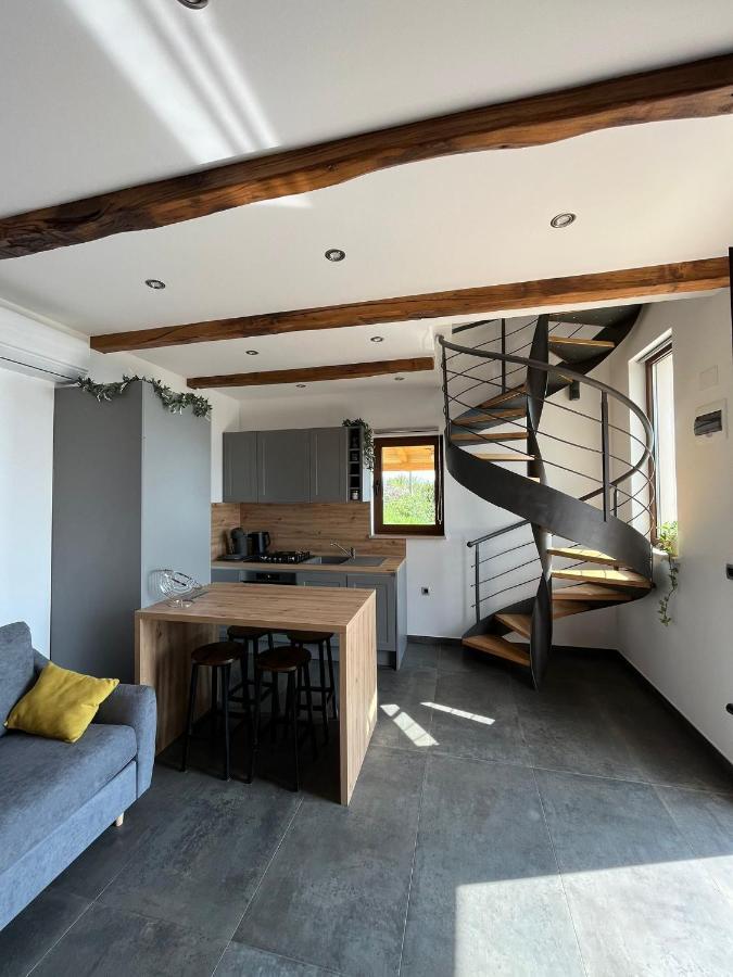 Apartman Sara S Pogledom Na More Lovran Zewnętrze zdjęcie